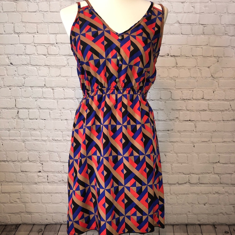 Edge Geometric Print Dress